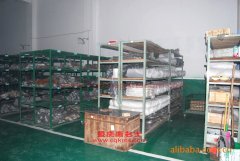 東南DN5023XYCC防彈運(yùn)鈔車用的三菱4G64S4M發(fā)動(dòng)機(jī)的修理及配件