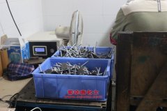 解放CA5310XXYP2K15L7T4EA80-1倉柵式運輸車用的濰柴WP10.380E32發動機的修理及配件