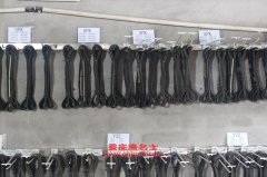 汽爾福HJH5080XQYDF4爆破器材運輸車用的玉柴YC4E140-42發動機的配件及保養