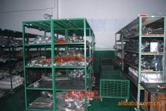 東風EQ6361PF微型客車用的東風汽車EQ465i2-30發動機的配件及保養