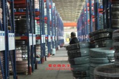 通華THT5130XXY廂式運輸車用的一汽CA6DE2-18發動機的配件及修理