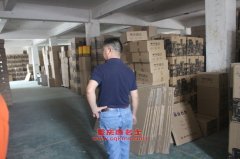 解放CA5240CLXXYP66K2L7T4A2E平頭柴油倉柵運輸汽車用的一汽CA6DL2-35E3發動機的配件及大修