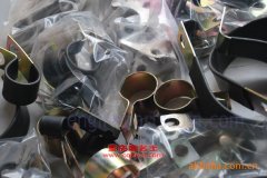 榮昊SWG5270CCQ畜禽運(yùn)輸車用的錫柴CA6DF3-22E3發(fā)動(dòng)機(jī)的保養(yǎng)及配件