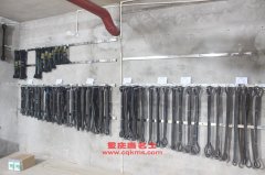 豪瀚ZZ1165K4043C1載貨汽車用的玉柴YC6A240-33發動機的配件及維修