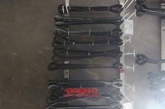 華凱CA3313PK2T4P3R5自卸汽車用的錫柴CA6DF3-24E3發(fā)動機的保養(yǎng)及配件