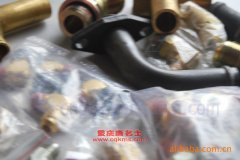 南明LSY3200P3自卸汽車用的中國重汽WD615.62發動機的配件及修理