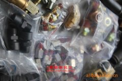 萌山MSC3310自卸汽車用的濰柴WD615.34發動機的配件及大修